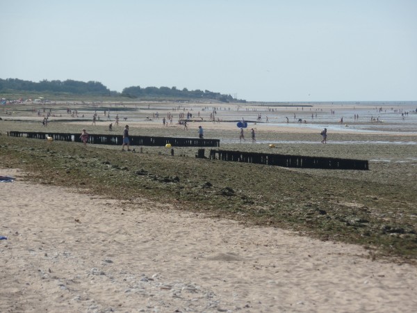 /posts/2015/08/2015-08-05-beaches-of-normandy/images/SAM_0510-600x450.jpg