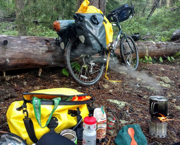 IMG_20160614_174652657 /posts/2016/07/2016-07-03-crossing-the-cascades-or-a-day-in-the-life-of-a-novice-bike-tourist/images/IMG_20160614_174652657-600x485.jpg